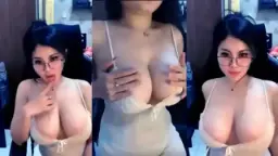 Feriosa Manis Pengen Dibasahi Sperma Panas