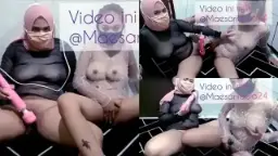 Laela Dan Sari Mengocok Memek Bersama – Maesarilaela24