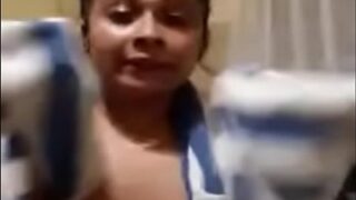 Milf Telanjang Merekam Video Mesumnya Di Kamar Mandi Untuk Xvideo Bangladesh