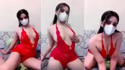 Vania Vanya Ozawa Ebot Menggoda Dengan Lingerie Merah Membara