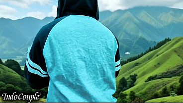Istri Berhijab Nakal Selingkuh Saat Suami Asyik Liburan Di Bali, Digoyang Pacar Sampai Menelan Cairan Panasnya.