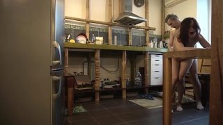 Ngentot Dengan Ayah Tiri Di Rumah, Cewek Rambut Cokelat Patuh Dan Manis