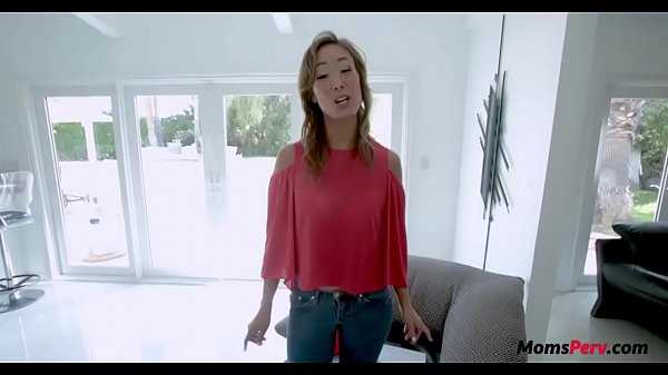 Ibu Tiri Tionghoa Dipuasin Dengan Kontak Putih Keras Dari Anak Tiri!