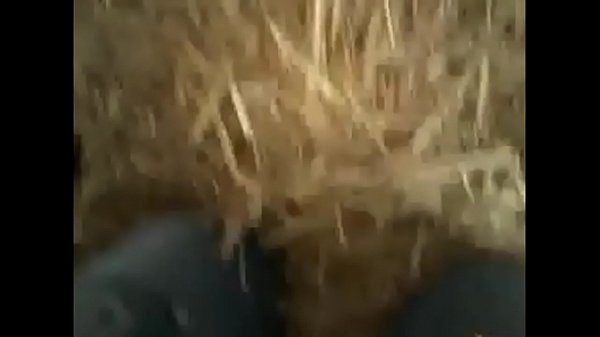 Sandra Zemanova Bergaya Dengan Gaun Arab Yang Menggoda
