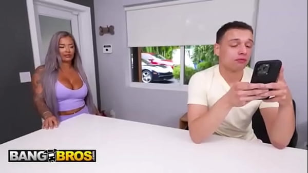 Brazzers Dan Hentai: Volume 1 – Adegan Panas Yang Tak Terlupakan