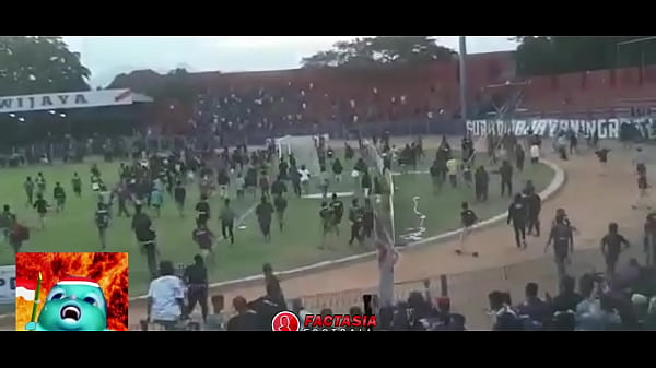 Gila! Suporter Indonesia Bakar Stadion Dengan Cara Mereka Sendiri