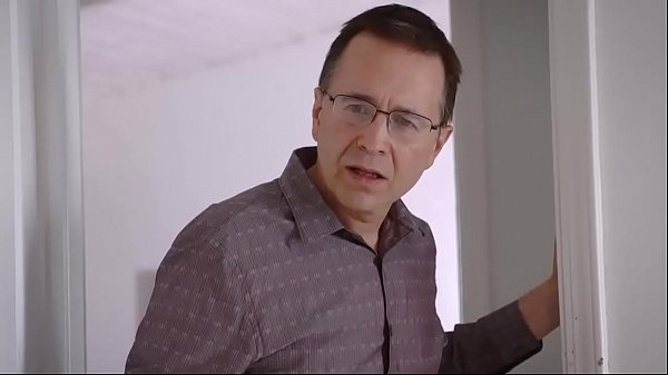 Ngentot Ibu Tiri Seksi Untuk Rayakan Ultahnya