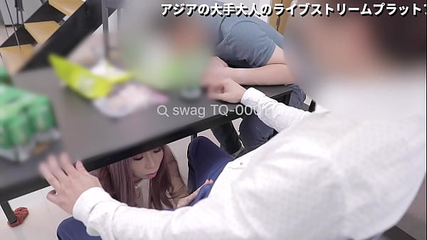 Istri Genit Digoda Di Depan Suami, Ntr Tq-0001 Di Swag.live
