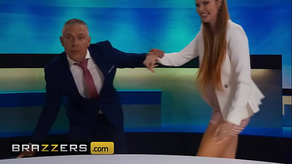 Pasangan Pembawa Acara Yang Panas Dengan Bonus Sensasi Elly Clutch / Brazzers/ Masukkan Kode Xvpromo Di Situs Resmi Untuk Diskon Menggoda