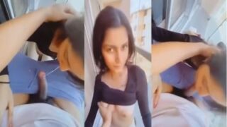 Gadis 19 Tahun Ngesep Di Balkon Terbuka India