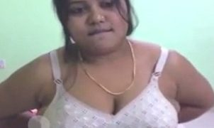 Tampilan Panas Cewek India Telanjang Di Kamar