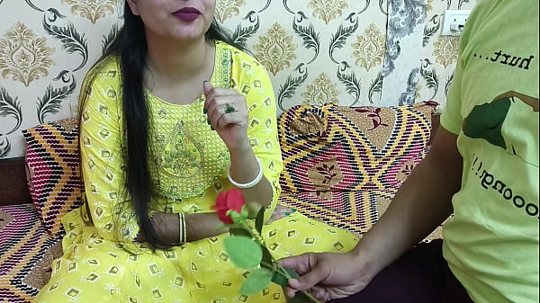 Gairah Rahasia Di Hari Kasih Sayang India – Kakak Tiri Menggoda Saara Dengan Proposal Palsu Demi Nafsu Tersembunyi
