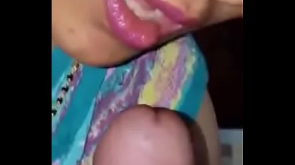 Suara Hindi Malam: Istri Mengisap Kontol Suami, Desi Blowjob Panas