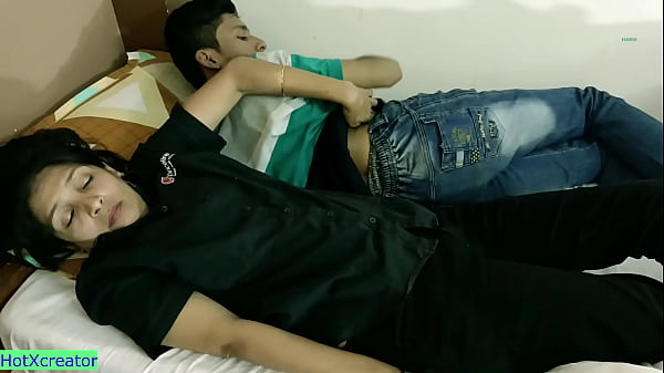 Bergantian Ranjang Dengan Kakak Tiri! Bercinta Panas Menggoda Dengan Suara Hindi