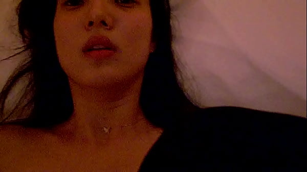 Gadis Tionghoa Cantik Menelan Cairan Sensualku [subscribe Dan Dapatkan Video Panas Setiap Hari]