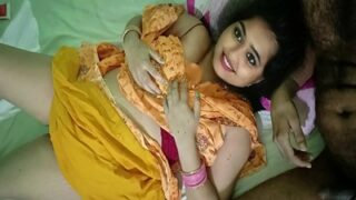 Kakak Tiri Ganas Ngentot Adik Tirinya Yang Sudah Menikah Dalam Adegan Panas Ala India