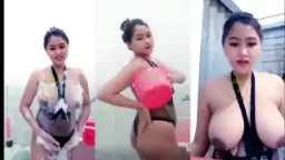 Wiwin Mandi Basahin Payudara Besarnya