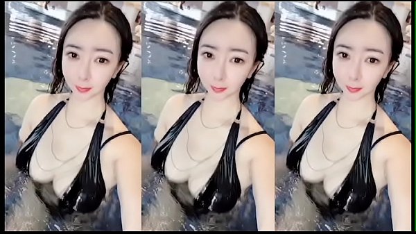 Tubuh Seksi Gadis Tiongkok Dengan Payudara Montok Terbaik Se-china.