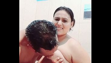Bercinta Di Kamar Mandi Desi Yang Panas
