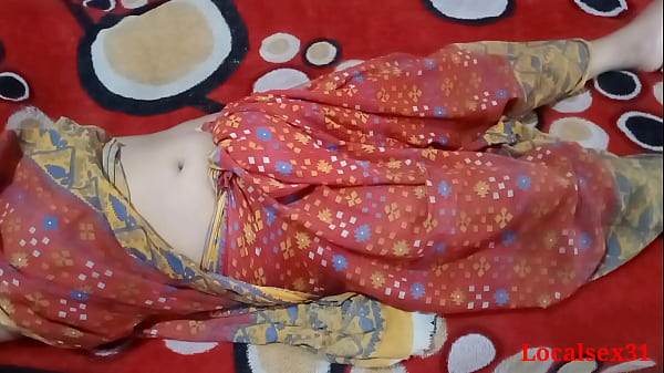 Video Panas Saree Merah: Aksi Mesra Dengan Pacar Di Ranjang