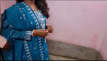 Desi Pembantu India Digebukin Sange, Ngentot Pertama Kali Kasar, Memek Muncrat Kenceng