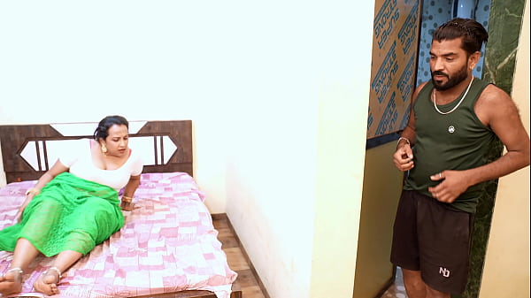 Desi Bhabhi Digeber Keras Di Ranjang