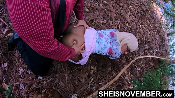Gadis Tiriku Yang Polos, Msnovember, Digilir Ganas Ayah Tirinya Di Hutan: Doggystyle Hingga Missionary, Kontol Besar Menghujam Mentah-mentah!