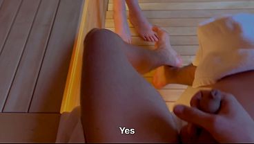 Menggoda Adik Tiri Di Ruang Sauna Yang Panas