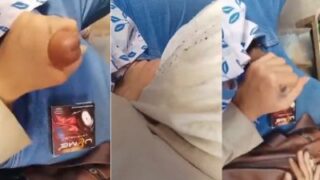 Hijabi Cewek Pakistan Ngehe Batang Kontol Di Dalam Bis.