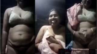 Mbak Montok Malu-malu Bugil Telanjang Bulat Pas Video Call Panas.