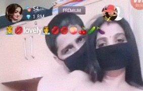 Pasangan Desi Seksi Bercinta Saat Pandemi Corona, Nafsu Menggebu Di Rumah Aja