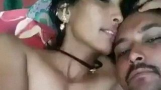 Video Seks Foreplay Buatan Sendiri Ala Kekasih India, Bikin Makin Panas Dan Basah