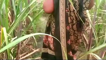 Ibu Tiri Dan Anak Tiri Ngewe Di Luar Rumah Desa
