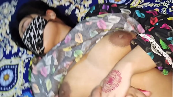 Ibu Tiriku Ngajarin Aku Soal Sex, Omongan Kotor Hindi, Erangan Liar, Ngewe Sengit.