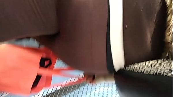 Señora Culona Jalan Ke Kantor, Siap Digoyang Di Jalan.