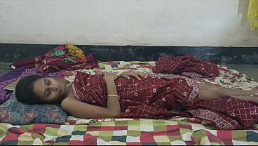 Desi Bhabhi Digebas Habis Sama Tetangga, Sampe Nggak Bisa Jalan.