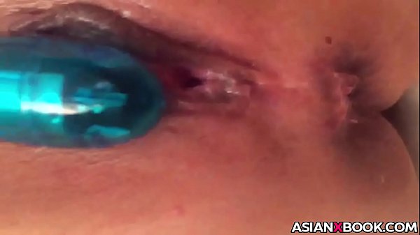 Cewek Asia Manja Dimainin Mainan Di Memeknya