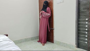 Teman Cewek Hijab India Yang Malu-malu, Pertama Kali Digenjot Sange Di Kasur