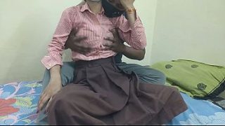 Cewek Kuliahan India Ngentot Sama Pacar Di Kamar Kos, Crot Di Dalem