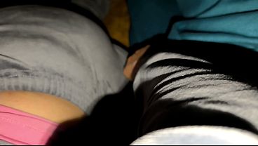 Ngentot Istri Tetangga Sambil Suami Nonton, Memek Basah Kena Kontol Besar, Selingkuh Panas Bikin Crot