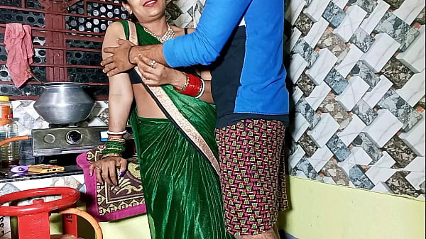 Bhabhiji Daba Ke Chodi Jab Ghar Mein Koi Nahi Tha, Kitchen Mein Kaam Karte Waqt, Asli Hindi Aawaz Mein!