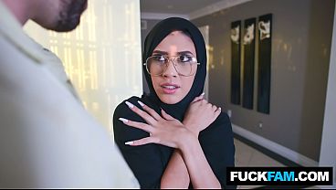 Hijab Ngewe, Celah Keperawanan Malaikat Del Rey, Siap Ngentot