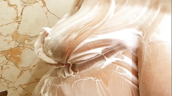 Desi Bhabhi Mandi Basah, Siap Digoda