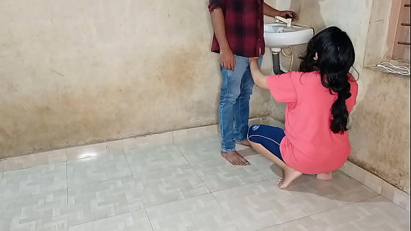 Bhabhi Ne Jawaan Plumber Se Apni Chut Ki Pyaas Bujhai! Xxx Plumber Sex Hindi Aawaz Mein