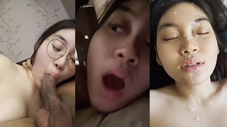 Bokep Indo Mahasiswi Amoy Cantik Kacamata Dikencingin Muka