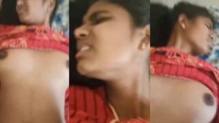 Cewek 18 Tahun Pertama Kali Digenjot Gaya Desi, Makin Panas Makin Nagih.