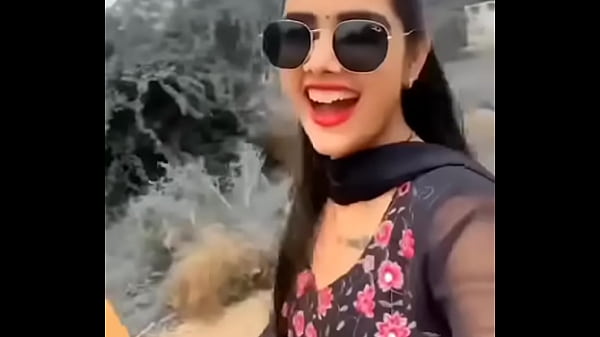 Bhabhi Desi Nyusunya Naik Turun Kenceng