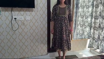 Desi Bhabhi Ko Randi Ki Tarah Zor Zor Se Pel Diya