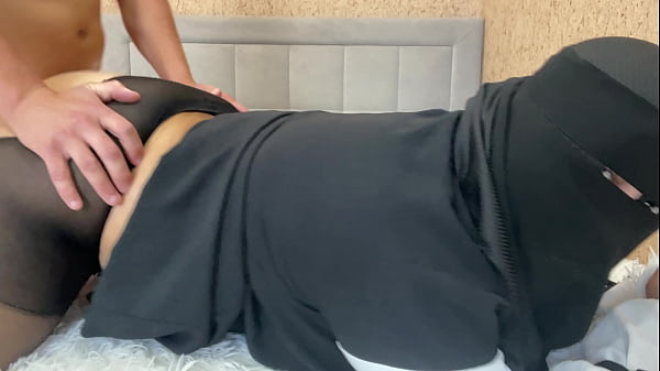 Gua Ngewe Sama Tante Arab, Duduk Di Kontol Gue Sampe Crot Di Memeknya Yang Sempit.