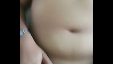 Selingkuh Sambil Ngewe Istri Tetangga, Nikmatin Bikin Basah.
